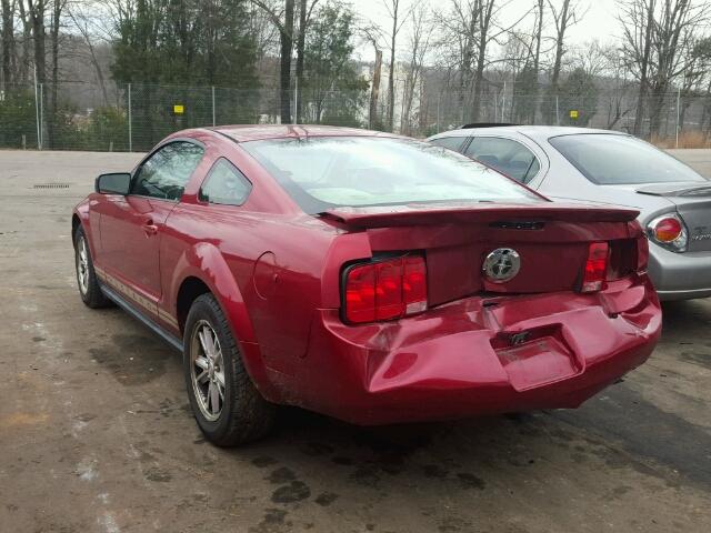 1ZVFT80N375301433 - 2007 FORD MUSTANG RED photo 3