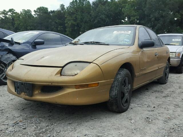 1G2JB52T3T7534953 - 1996 PONTIAC SUNFIRE SE GOLD photo 2