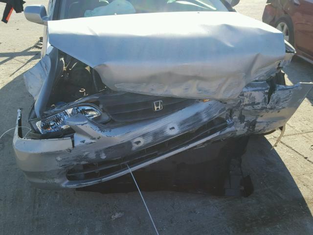 1HGCG2257YA010741 - 2000 HONDA ACCORD EX SILVER photo 9