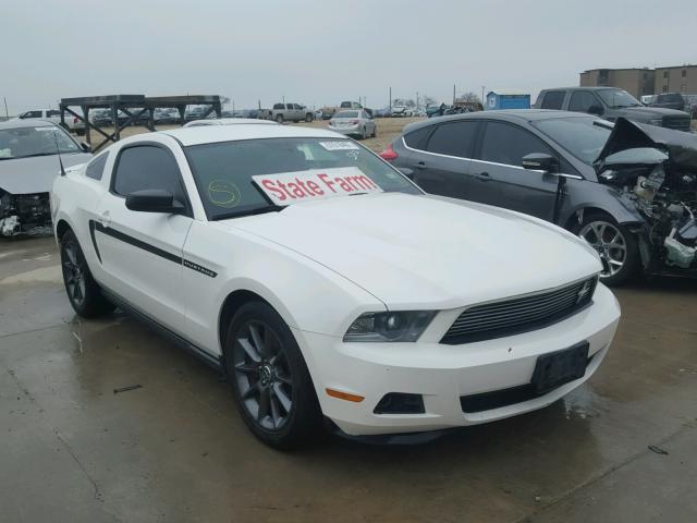 1ZVBP8AM5B5136664 - 2011 FORD MUSTANG WHITE photo 1