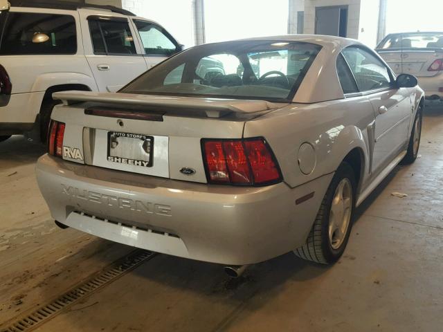 1FAFP40472F138124 - 2002 FORD MUSTANG SILVER photo 4