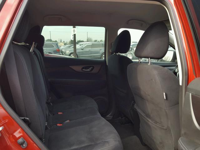 JN8AT2MTXGW010767 - 2016 NISSAN ROGUE S RED photo 6