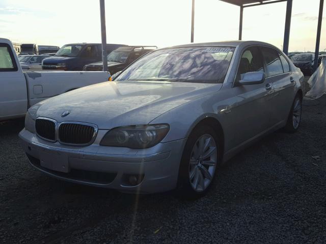 WBAHN835X7DT65215 - 2007 BMW 750 SILVER photo 2