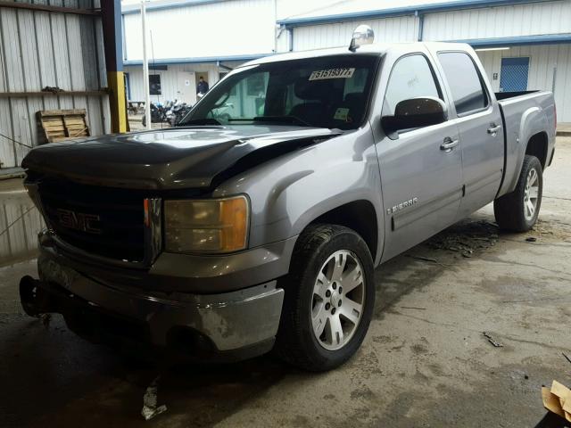 2GTEC13J081160869 - 2008 GMC SIERRA C15 SILVER photo 2