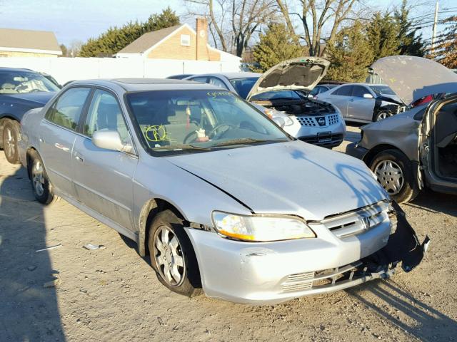 1HGCG56642A118021 - 2002 HONDA ACCORD EX SILVER photo 1