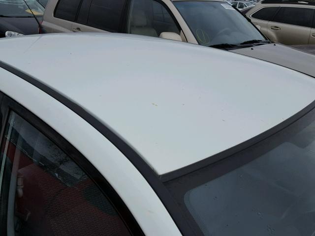 JA3AJ26E82U063762 - 2002 MITSUBISHI LANCER ES WHITE photo 9