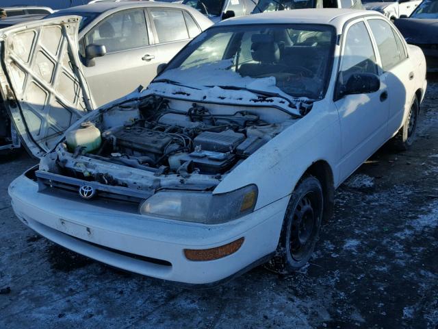 1NXAE04B9SZ331040 - 1995 TOYOTA COROLLA WHITE photo 2