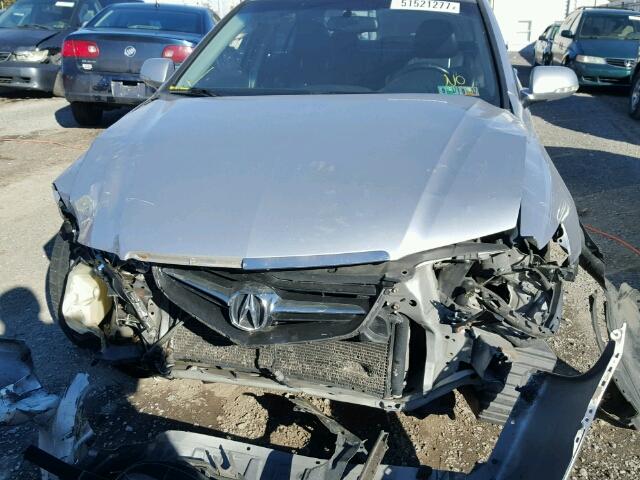 JH4CL96865C003799 - 2005 ACURA TSX SILVER photo 9