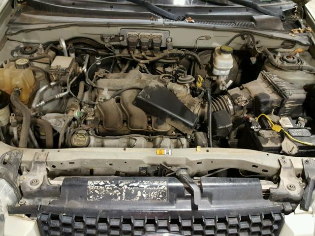 1FMCU94195KA65218 - 2005 FORD ESCAPE LIM TAN photo 7