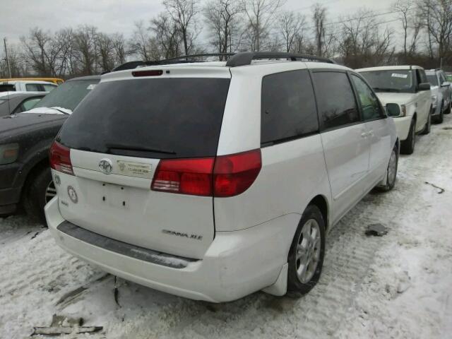 5TDZA22C35S221457 - 2005 TOYOTA SIENNA XLE WHITE photo 4