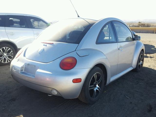3VWCP21CX3M419176 - 2003 VOLKSWAGEN NEW BEETLE 银色 照片 4