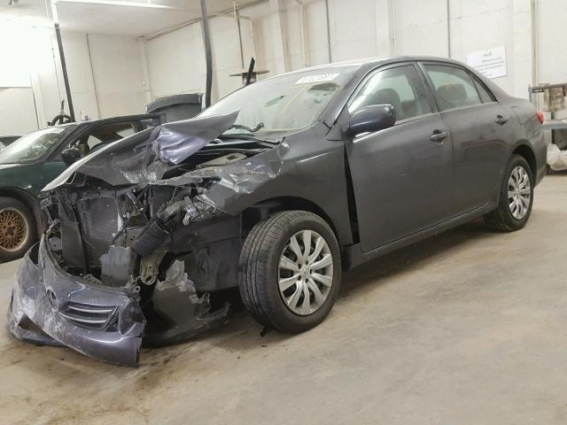 5YFBU4EE9DP182219 - 2013 TOYOTA COROLLA BA GRAY photo 2