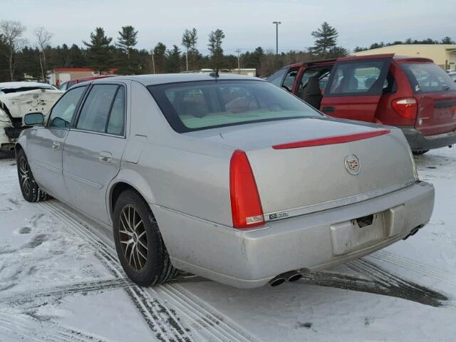 1G6KD57Y46U103531 - 2006 CADILLAC DTS SILVER photo 3