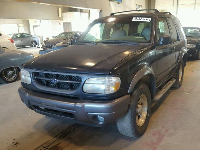 1FMYU70EXYUA66406 - 2000 FORD EXPLORER S BLACK photo 2