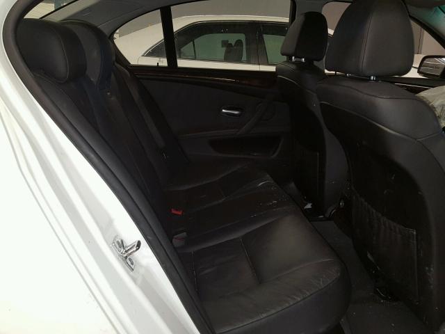 WBANV93568CZ61423 - 2008 BMW 535 XI Blanc photo 6