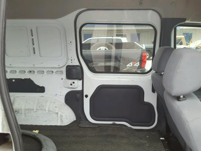 NM0LS6AN6AT035482 - 2010 FORD TRANSIT CO WHITE photo 6