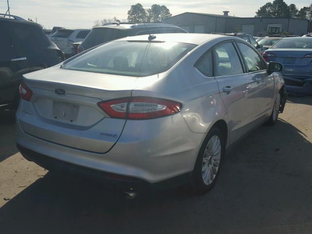 3FA6P0UU8ER369043 - 2014 FORD FUSION S H SILVER photo 4