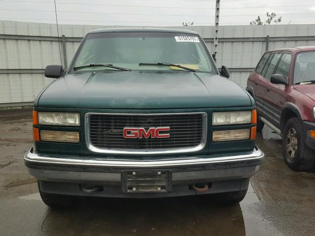 1GKFK16R2VJ736198 - 1997 GMC SUBURBAN K GREEN photo 9