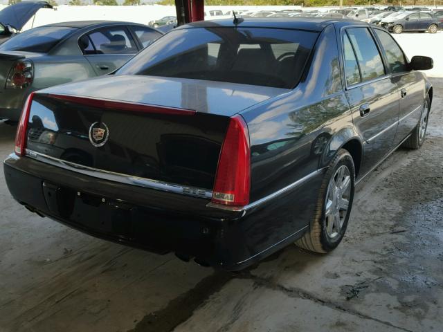 1G6KD579X8U131135 - 2008 CADILLAC DTS BLACK photo 4