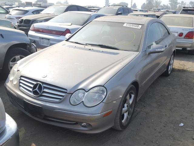 WDBTJ65J44F079740 - 2004 MERCEDES-BENZ CLK 320C GRAY photo 2