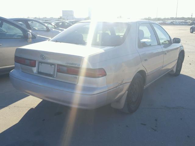 JT2BF22K0W0120934 - 1998 TOYOTA CAMRY CE TAN photo 4