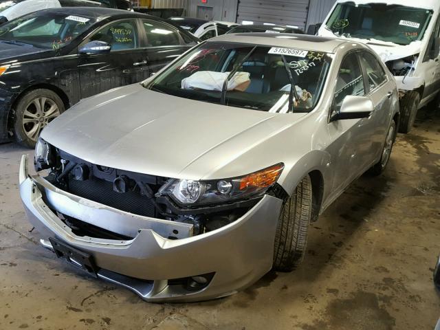 JH4CU26669C021664 - 2009 ACURA TSX SILVER photo 2