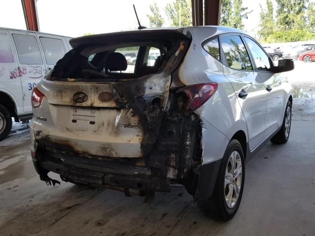 KM8JT3AB6CU521763 - 2012 HYUNDAI TUCSON GL SILVER photo 4