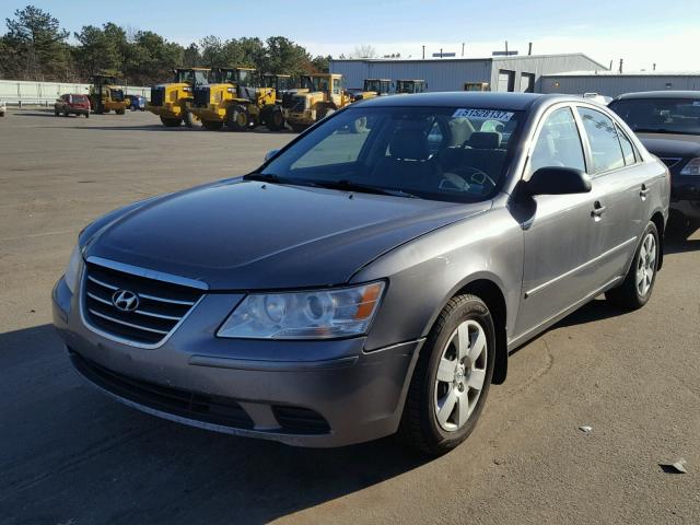 5NPET46C99H572772 - 2009 HYUNDAI SONATA GLS GRAY photo 2