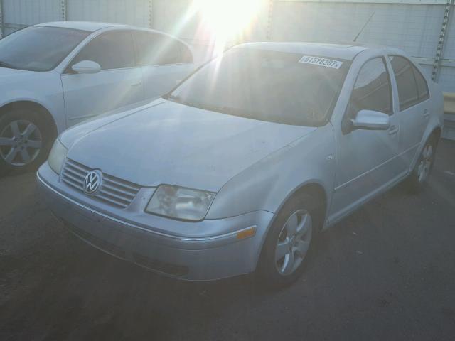 3VWSA69M05M072509 - 2005 VOLKSWAGEN JETTA GLS SILVER photo 2