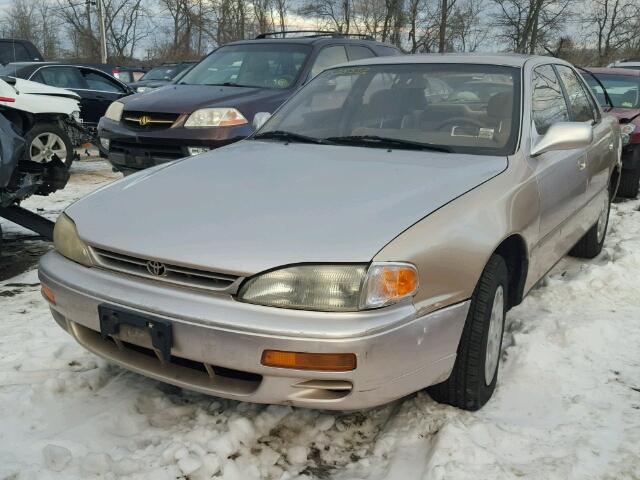 JT2SK12E3S0279411 - 1995 TOYOTA CAMRY LE TAN photo 2