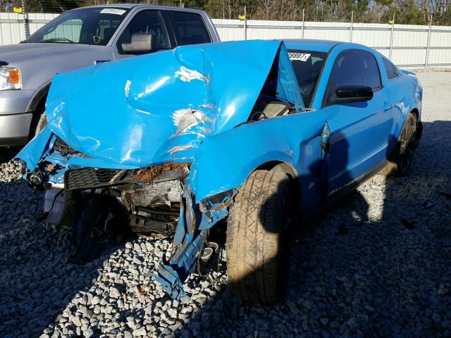 1ZVBP8AM4C5250964 - 2012 FORD MUSTANG BLUE photo 2