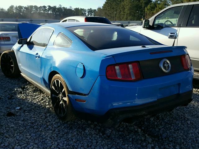 1ZVBP8AM4C5250964 - 2012 FORD MUSTANG BLUE photo 3