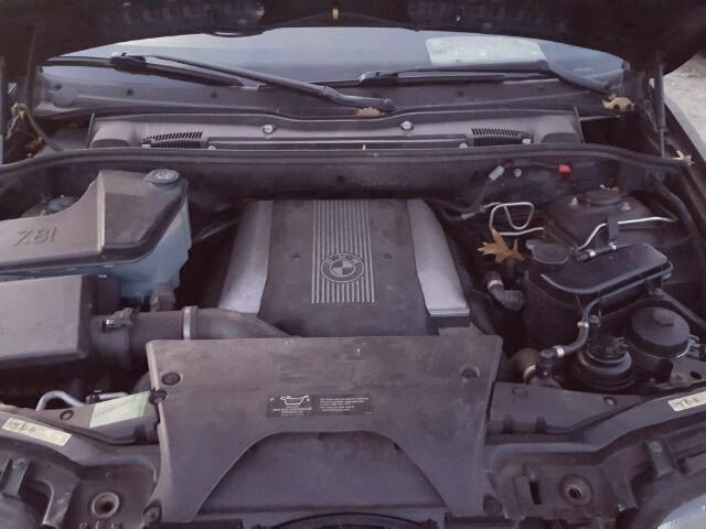 5UXFB33512LH35263 - 2002 BMW X5 4.4I BLACK photo 7