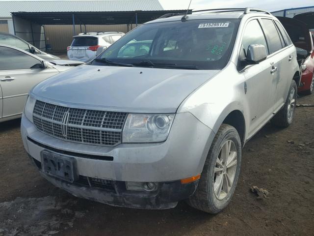 2LMDJ8JC1ABJ27538 - 2010 LINCOLN MKX SILVER photo 2