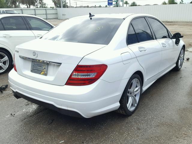 WDDGF4HB5DR272741 - 2013 MERCEDES-BENZ C 250 WHITE photo 4