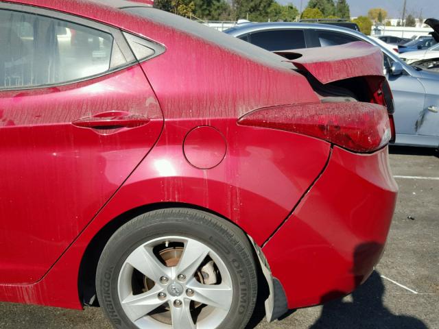 KMHDH4AE7DU942634 - 2013 HYUNDAI ELANTRA GL RED photo 9