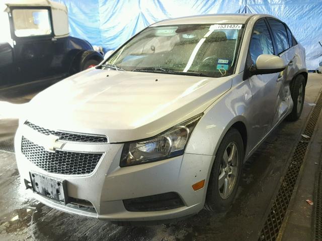 1G1PC5SB3E7360632 - 2014 CHEVROLET CRUZE LT SILVER photo 2