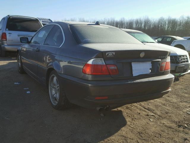 WBABD53405PL17054 - 2005 BMW 330 CI GRAY photo 3