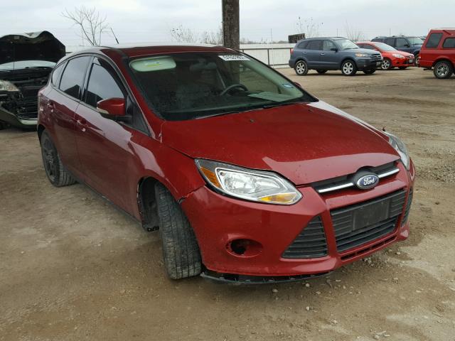 1FADP3K28FL219329 - 2015 FORD FOCUS SE RED photo 1