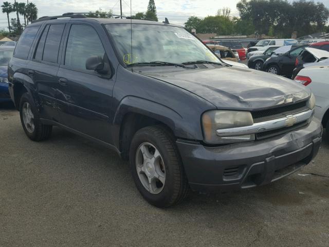 1GNDS13S972147311 - 2007 CHEVROLET TRAILBLAZE GRAY photo 1