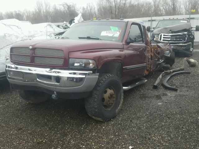 1B7MF33631J201002 - 2001 DODGE RAM 3500 MAROON photo 2