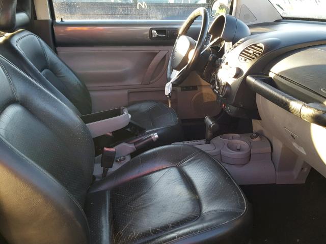 3VWCB21C22M440956 - 2002 VOLKSWAGEN NEW BEETLE 灰色 照片 5