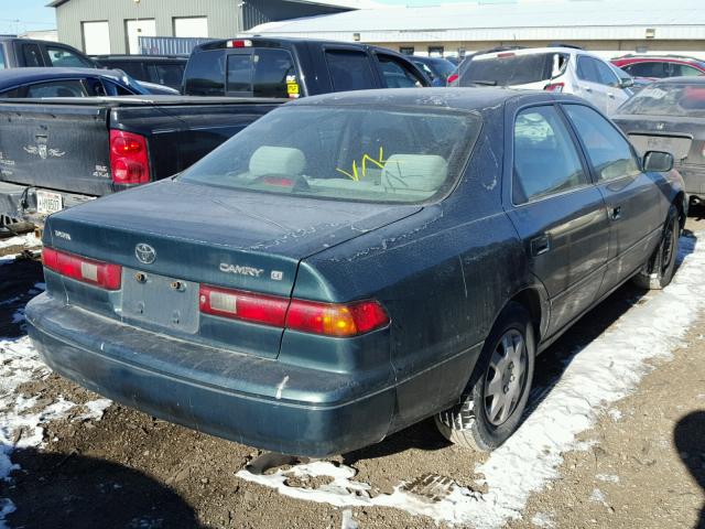 4T1BG22K9WU837583 - 1998 TOYOTA CAMRY CE GREEN photo 4