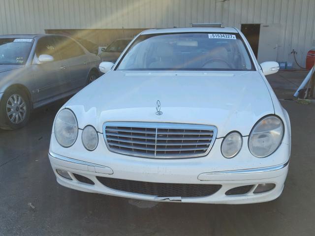 WDBUF65J73A191126 - 2003 MERCEDES-BENZ E 320 WHITE photo 9