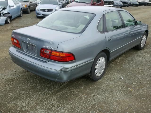 4T1BF18B3WU277595 - 1998 TOYOTA AVALON XL GRAY photo 4