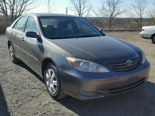 4T1BE32K74U886399 - 2004 TOYOTA CAMRY LE GRAY photo 2