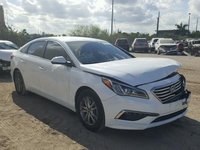 5NPE24AF3FH206015 - 2015 HYUNDAI SONATA SE WHITE photo 1