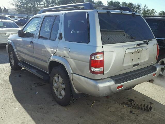 JN8DR09Y52W743452 - 2002 NISSAN PATHFINDER SILVER photo 3