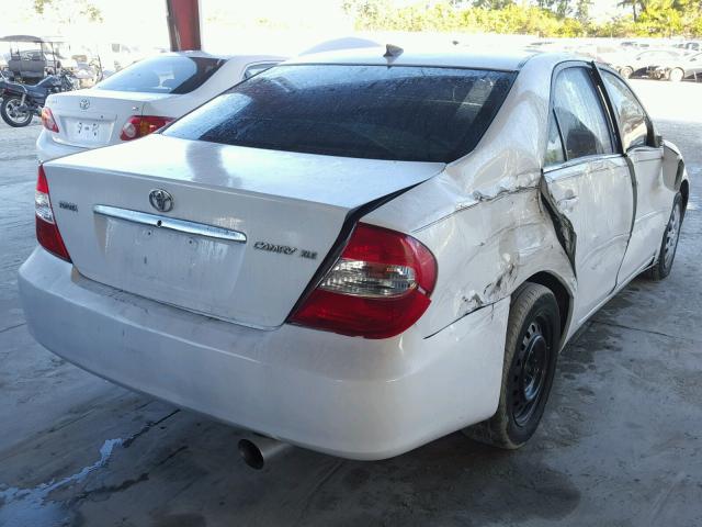 4T1BE32K92U054317 - 2002 TOYOTA CAMRY LE WHITE photo 4