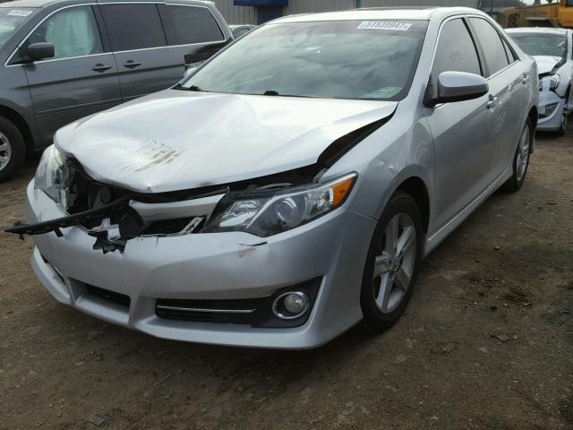 4T1BF1FK5DU690196 - 2013 TOYOTA CAMRY L SILVER photo 2